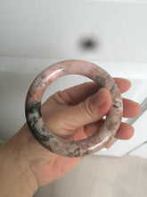 Load image into Gallery viewer, 54.9mm 100% natural red/pink/black chubby round cut rose stone (Rhodonite) bangle XY84
