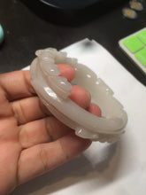 Load image into Gallery viewer, 55.5mm 100% natural light pale pink/white/beige Quartzite (Shetaicui jade) carved flowers bangle XY15