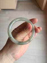 Load image into Gallery viewer, 51.5mm certified 100% natural Type A light green yellow with floating seaweed round cut jadeite jade bangle BM64-6613