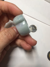Load image into Gallery viewer, Size 10 1/4 100% natural type A light green saddle jadeite jade thumb ring BQ77