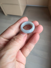 Load image into Gallery viewer, Size 6 1/2 100% natural type A light purple white jadeite band ring group AA110