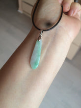 Load image into Gallery viewer, 100% natural type A light purple sunny green blessed melon(福瓜) Jadeite Jade pendant AC83