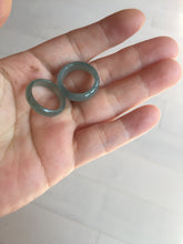 Load image into Gallery viewer, 16.1mm size 5 1/2 100% natural type A icy watery green/blue icy watery Guatemala jadeite jade band ring group BP85
