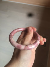 Load image into Gallery viewer, 58mm 100% natural rose pink round cut rose stone (Rhodonite)bangle sy4