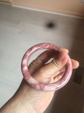Load image into Gallery viewer, 58mm 100% natural rose pink round cut rose stone (Rhodonite)bangle sy4