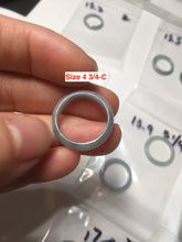 Load image into Gallery viewer, 100% natural type A green/blue/purple Guatemala jadeite jade band ring group AT111