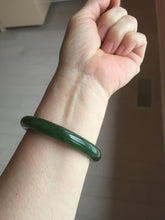 Load image into Gallery viewer, 53.3mm 100% Natural dark green/black round cut nephrite (碧玉) bangle HN98