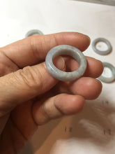 Load image into Gallery viewer, Size 6 1/2 100% natural type A light purple white jadeite band ring group AA110