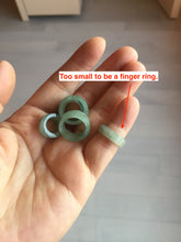 Load image into Gallery viewer, 14.3-17.3mm 100% natural type A icy watery light green jadeite jade band ring beads group BL10