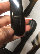 Load image into Gallery viewer, 15.5cm 100% Natural black yellow Buffalo Horn Comb with flaws group AW9