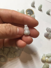 Load image into Gallery viewer, 100% natural type A 3D white/yellow/purple/brown Jadeite jade gourd ( 葫芦, 福禄) pendant PH108