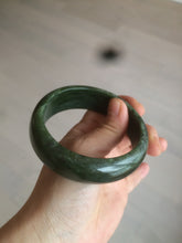 Load image into Gallery viewer, 60.5mm 100% Natural dark green/black nephrite Jade(碧玉) bangle HF17