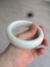 Load image into Gallery viewer, 59.4mm 100% Natural white/beige with black/brown flying dandelions Osmanthus fragrant cake chubby nephrite Jade bangle HT55