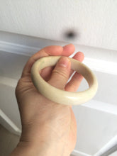 Load image into Gallery viewer, 58.3mm Type A 100% Natural sunny green/yellow Jadeite bangle AF75