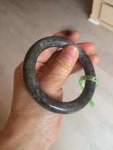 Load image into Gallery viewer, 54.9mm certified 100% Natural black/white nephrite(籽料青花) Sesame paste seed material round cut Jade bangle HF8-5534