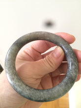 Load image into Gallery viewer, 54.9mm certified 100% Natural black/white nephrite(籽料青花) Sesame paste seed material round cut Jade bangle HF8-5534