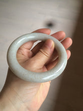 Load image into Gallery viewer, 56.8mm 100% Natural white/beige with floating dandelions chubby round cut nephrite jade bangle HE12