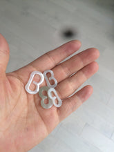 Load image into Gallery viewer, 100% natural icy watery jadeite jade Initial letter B pendant necklace Y123