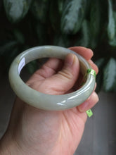 Load image into Gallery viewer, 54.7mm certified 100% natural type yellow/green jadeite jade bangle Z92-8520