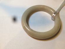 Load image into Gallery viewer, 56mm 100% natural orange/beige Quartzite (Shetaicui jade) bangle CB22