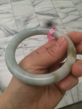 Load image into Gallery viewer, 58mm 100% natural light green/brown round cut jadeite jade bangle L64
