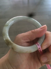 Load image into Gallery viewer, 58mm 100% natural light green/brown round cut jadeite jade bangle L64