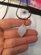 Load image into Gallery viewer, 100% natural type A jadeite jade Willow leaves pendants AB72