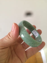 Load image into Gallery viewer, 51.7 mm Type A 100% Natural pea green thin style Jadeite Jade bangle T412