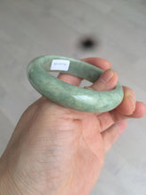 Load image into Gallery viewer, 51mm certified Type A 100% Natural green Jadeite Jade bangle X118-7752