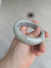 Load image into Gallery viewer, 52.8mm certified 100% Natural beige with black/brown flying dandelions Osmanthus fragrans cake nephrite Jade bangle HT56-5157