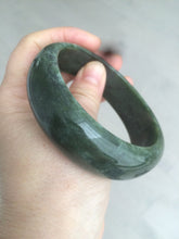 Load image into Gallery viewer, 60.5mm 100% Natural dark green/black nephrite Jade(碧玉) bangle HF17
