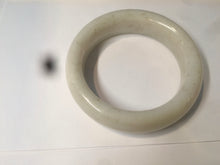 Load image into Gallery viewer, 59.4mm 100% Natural white/beige with black/brown flying dandelions Osmanthus fragrant cake chubby nephrite Jade bangle HT55