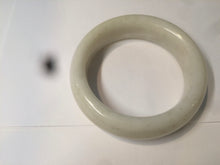 Load image into Gallery viewer, 59.4mm 100% Natural white/beige with black/brown flying dandelions Osmanthus fragrant cake chubby nephrite Jade bangle HT55