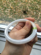 Load image into Gallery viewer, 57mm certificated Type A 100% Natural light green /yellow round cut Jadeite Jade bangle x60-9026