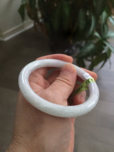 Load image into Gallery viewer, 55.2mm Certified 100% natural Type A green/purple/white round cut jadeite jade bangle R79-1885