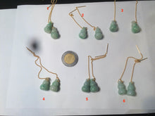 Load image into Gallery viewer, 100% Natural sunny green gourd dangling jadeite Jade earring AT74