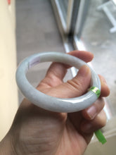 Load image into Gallery viewer, 57.7mm Type A 100% Natural green/white jadeite jade bangle Q30-5744