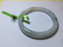 Load image into Gallery viewer, 56.4mm Type A 100% Natural light green Jadeite Jade bangle Q32