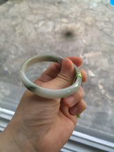 Load image into Gallery viewer, 52.5mm Certified Type A 100% Natural green/white Jadeite Jade oval bangle KS63-8403
