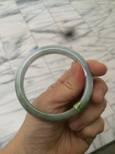 Load image into Gallery viewer, 55.1mm Certified Type A 100% Natural green/white Jadeite Jade bangle Q69-8395
