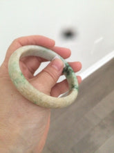 Load image into Gallery viewer, 57.5mm Certified Type A 100% Natural sunny green/yellow Jadeite Jade bangle W61-5522