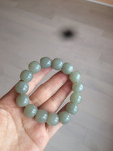 Load image into Gallery viewer, 14x13mm 100% Natural light green/gray vintage style nephrite Jade bead bracelet HF28