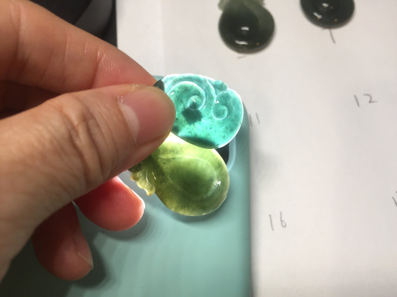 A Simple Way to Tell Guatemalan Jadeite from “Oil-Green” Jadeite