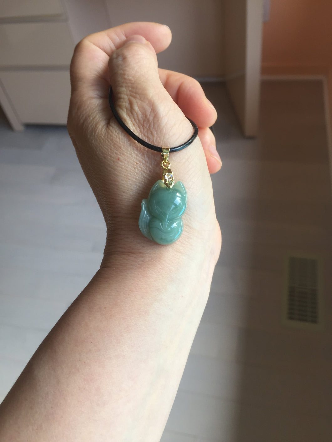 100% natural type A dark green/light green/white/gray jadeite jade fox pendant necklace PC123