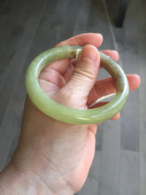 Load image into Gallery viewer, 55.5mm Certified Type A 100% Natural green yellow/sugar brown flying dandelions nephrite Jade bangle HN51-0488
