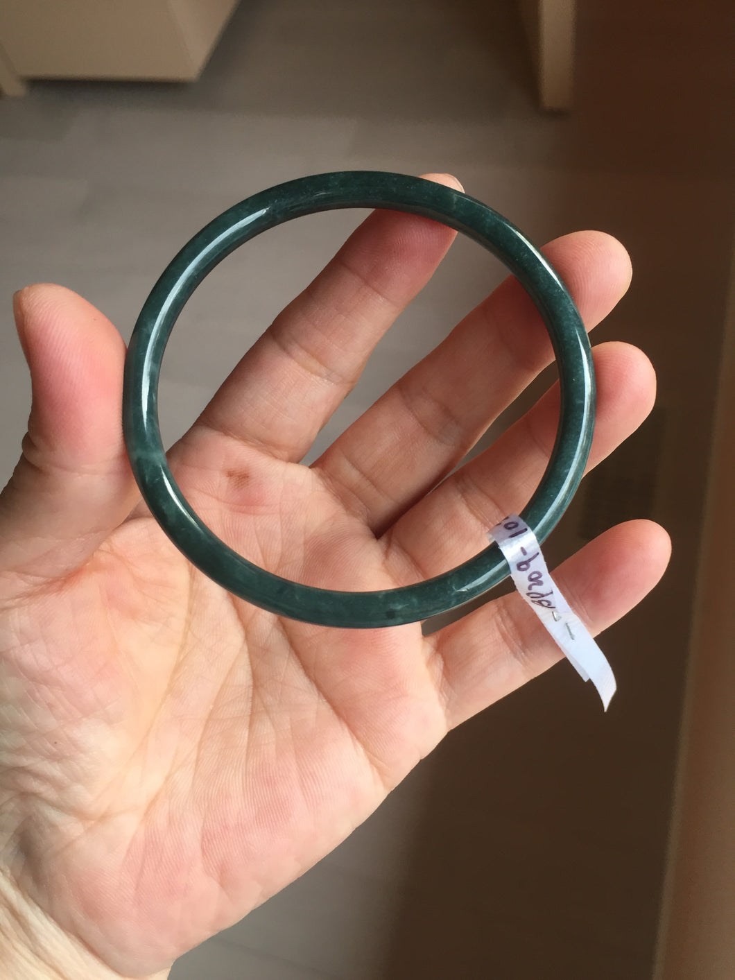 60.2mm Certified Type A 100% Natural light green/blue/gray Guatemala slim round cut Jadeite bangle BP209-1026