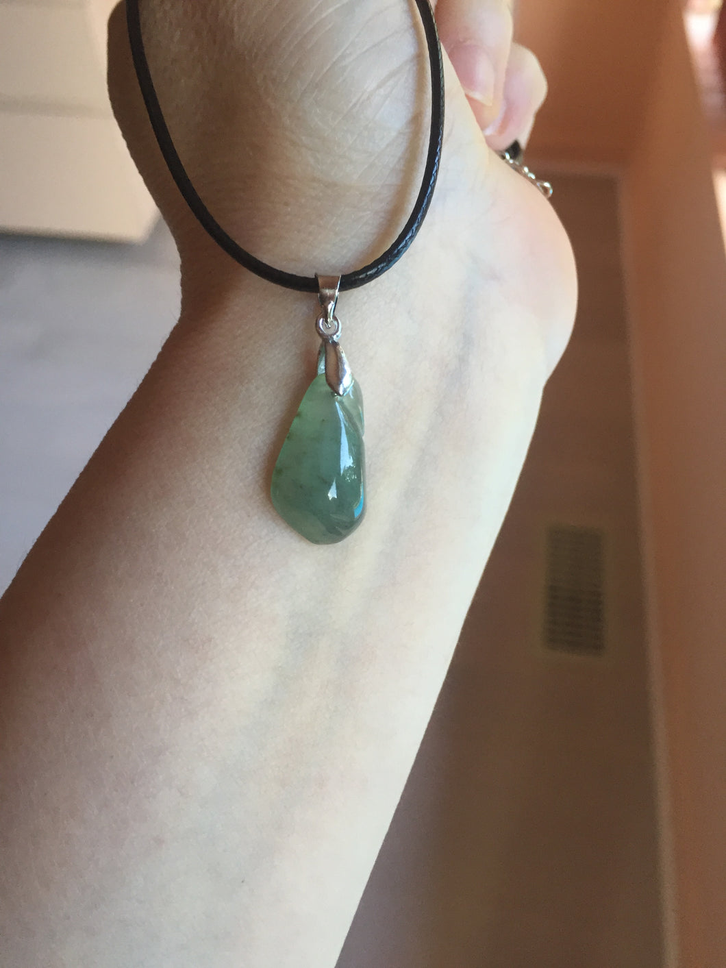 100% Natural type A light green Jadeite Jade blessed melon pendant PC124-10