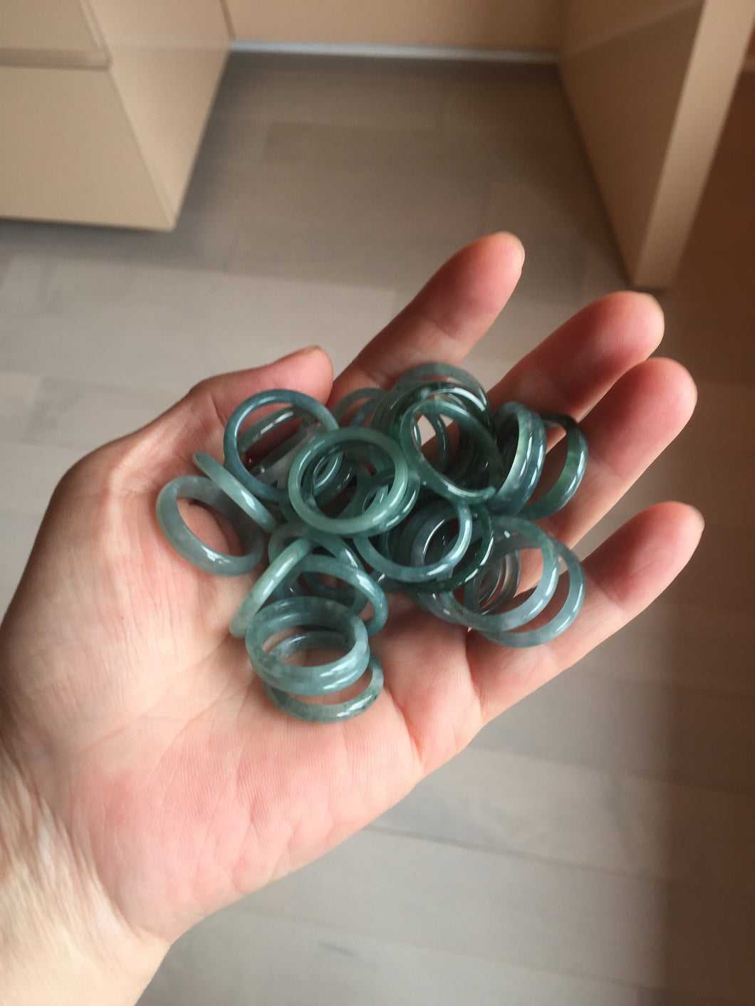 16.9mm Size 6 1/2 100% natural type A dark green blue black gray Guatemala jadeite band ring group PE12