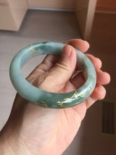 Load image into Gallery viewer, 57.3mm 100% Natural type A greenwatermelon rind  (瓜油青) carved flowers and golden-painted Jadeite Jade bangle PB287-2124

