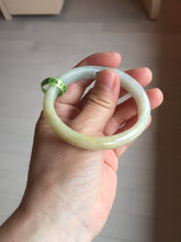Load image into Gallery viewer, 51.5mm certified 100% natural Type A green/yellow oval jadeite jade bangle e68-8540
